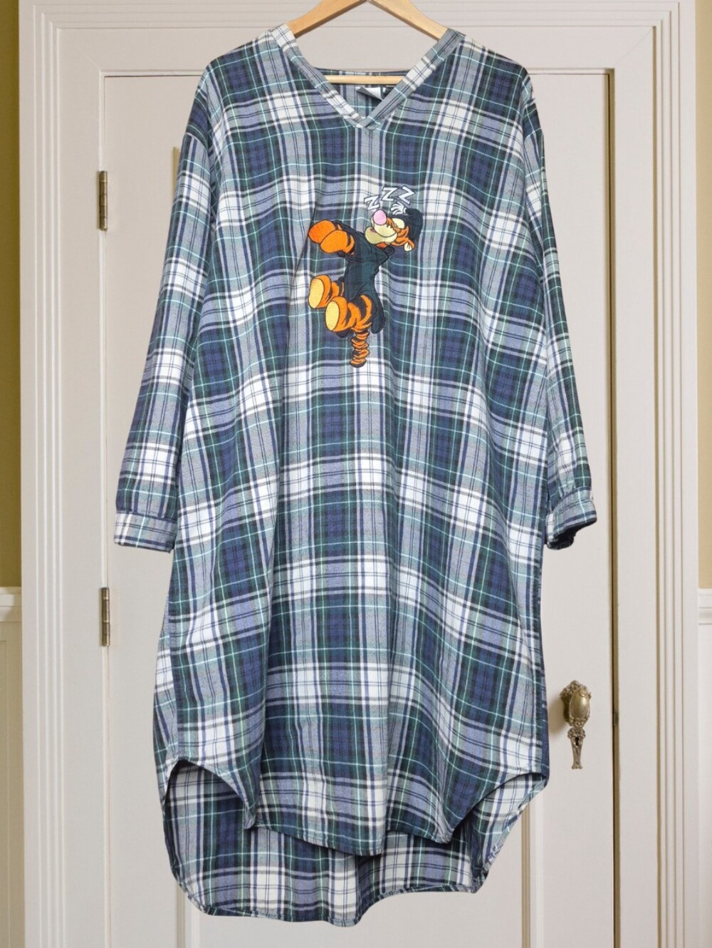 Disney Store Tigger Winnie Pooh Plaid Flannel Nightshirt One Size 100% Cotton